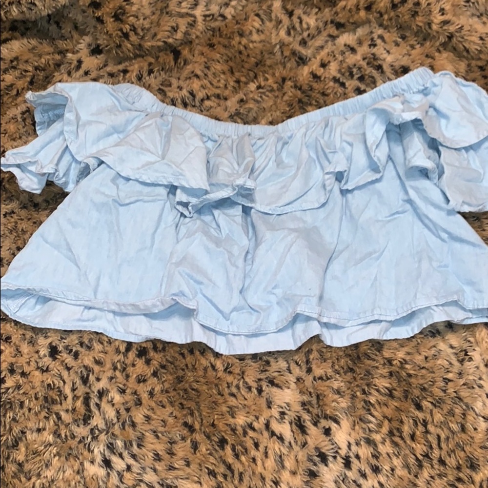 off the shoulder crop